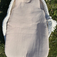 Gigoteuse gaz de coton {Broderie}