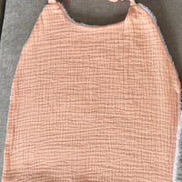 Bavoir gaz de coton {Broderie}