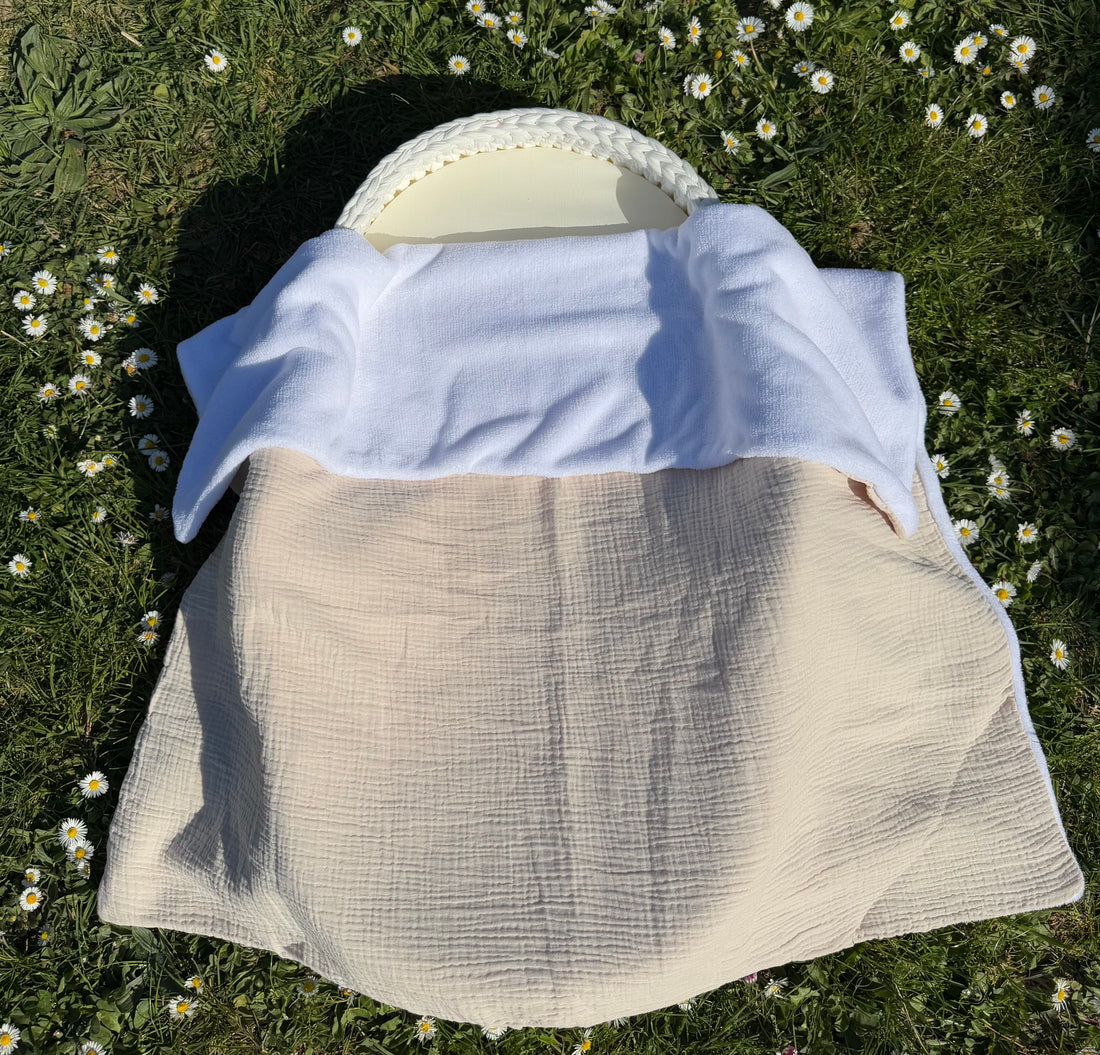 Plaid gaz de coton {Broderie}