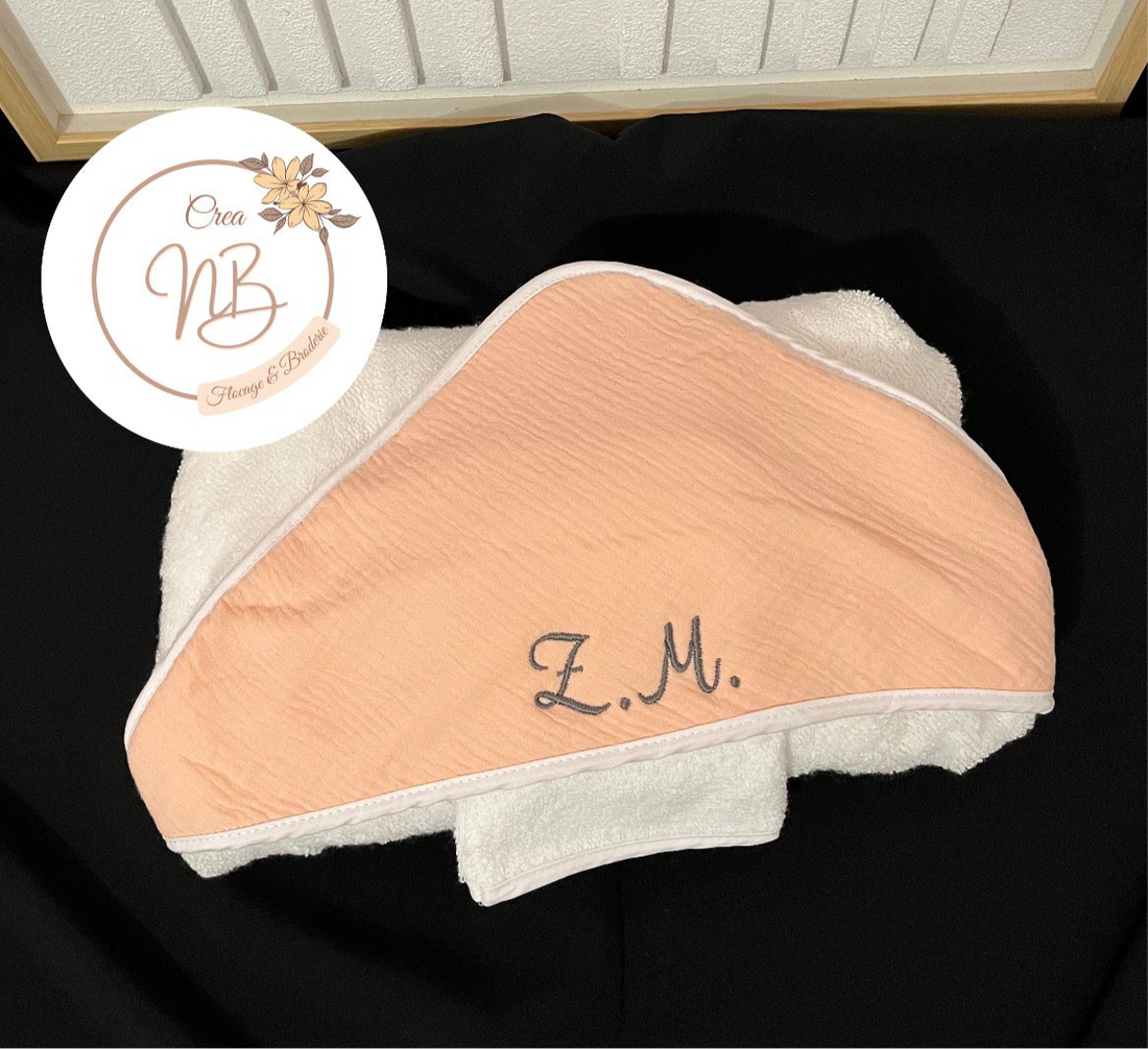 Cape de bain gaz de coton {Broderie}