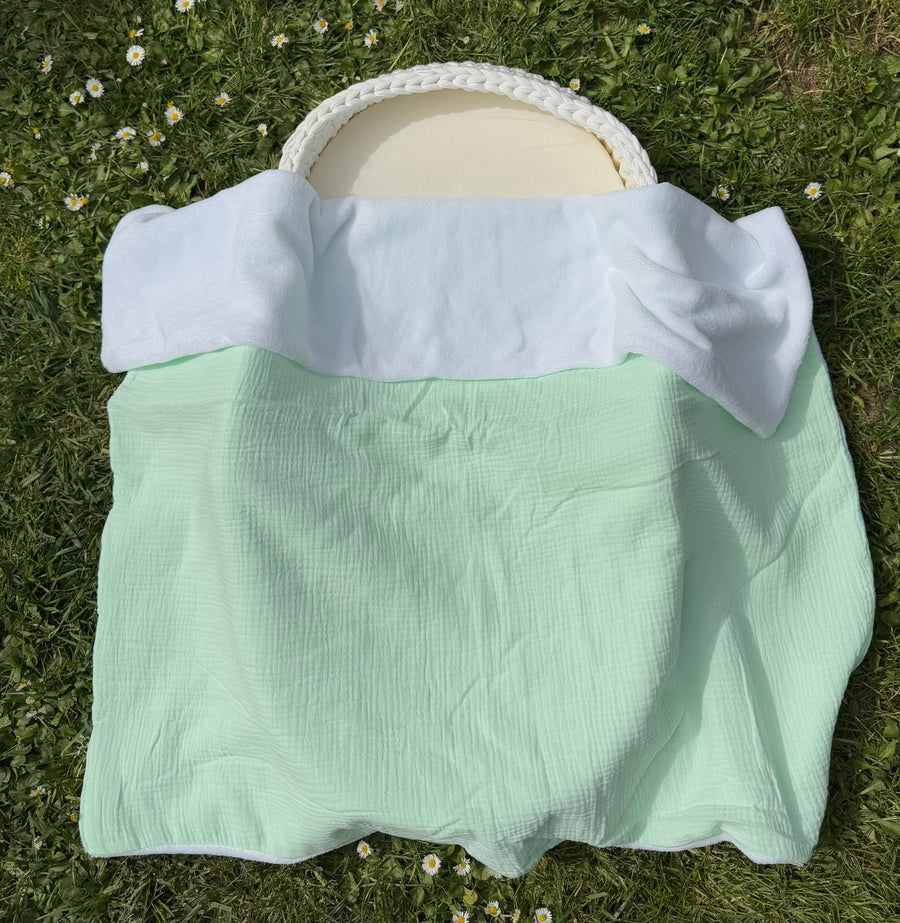 Plaid gaz de coton {Broderie}