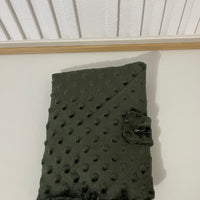 Protège carnet de santé minky kaki {Broderie}