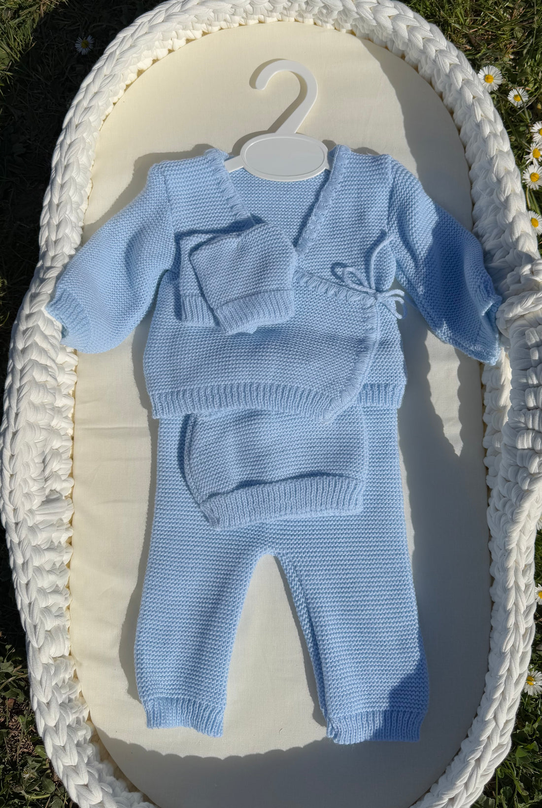 Ensemble en maille {Broderie}