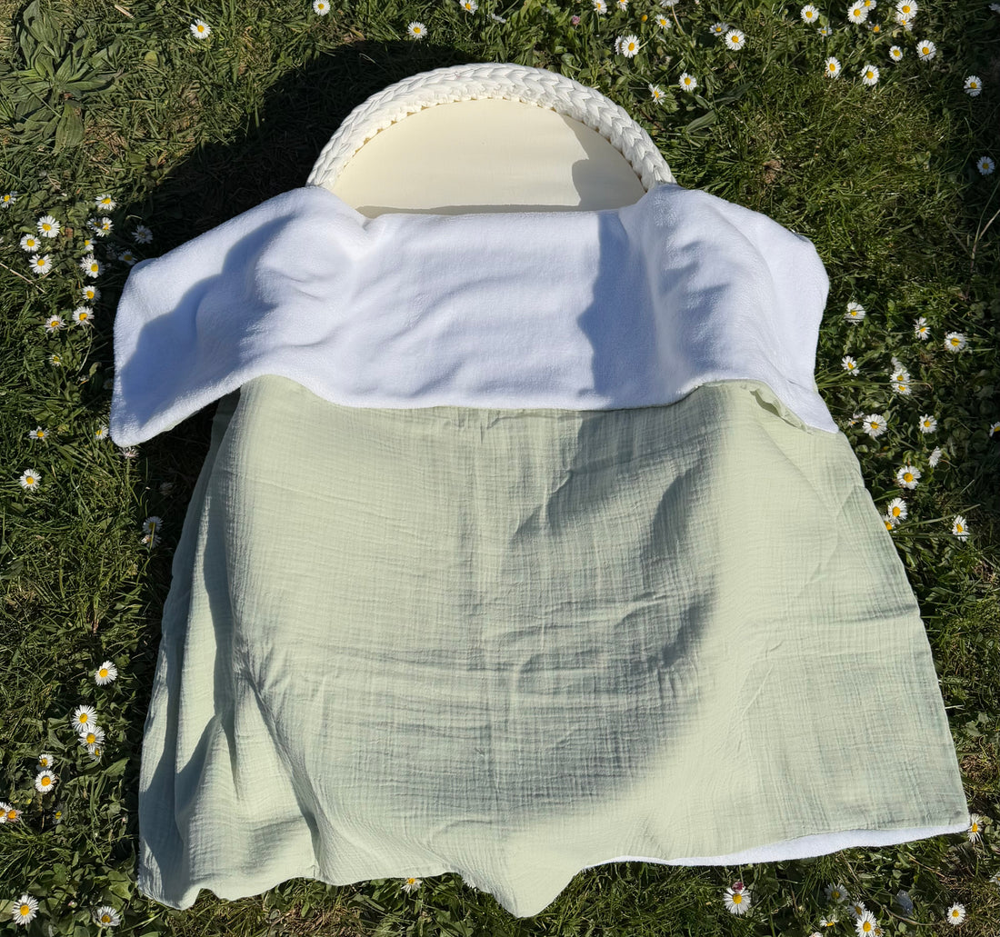Plaid gaz de coton {Broderie}