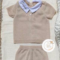 Tenue tricot col claudine