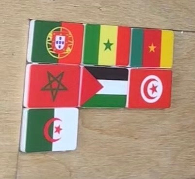 Attache tétine Drapeau