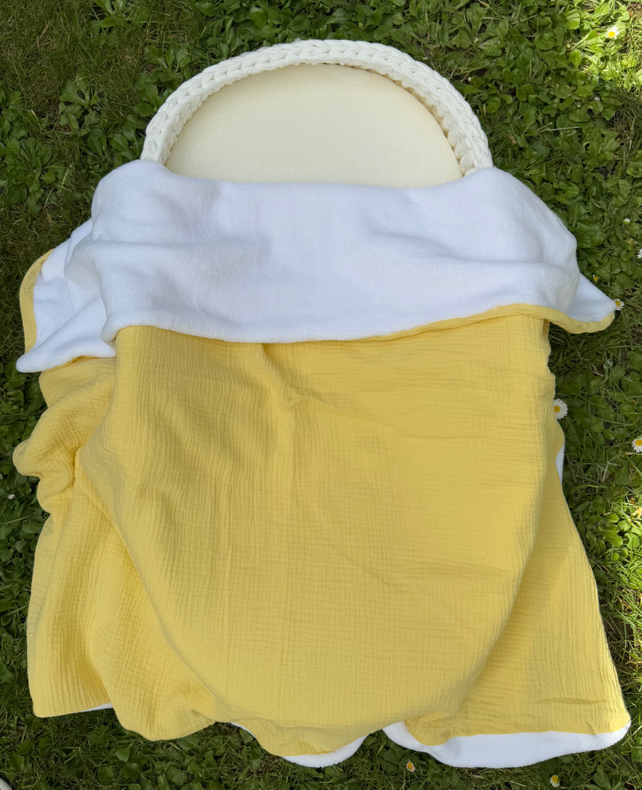 Plaid gaz de coton {Broderie}