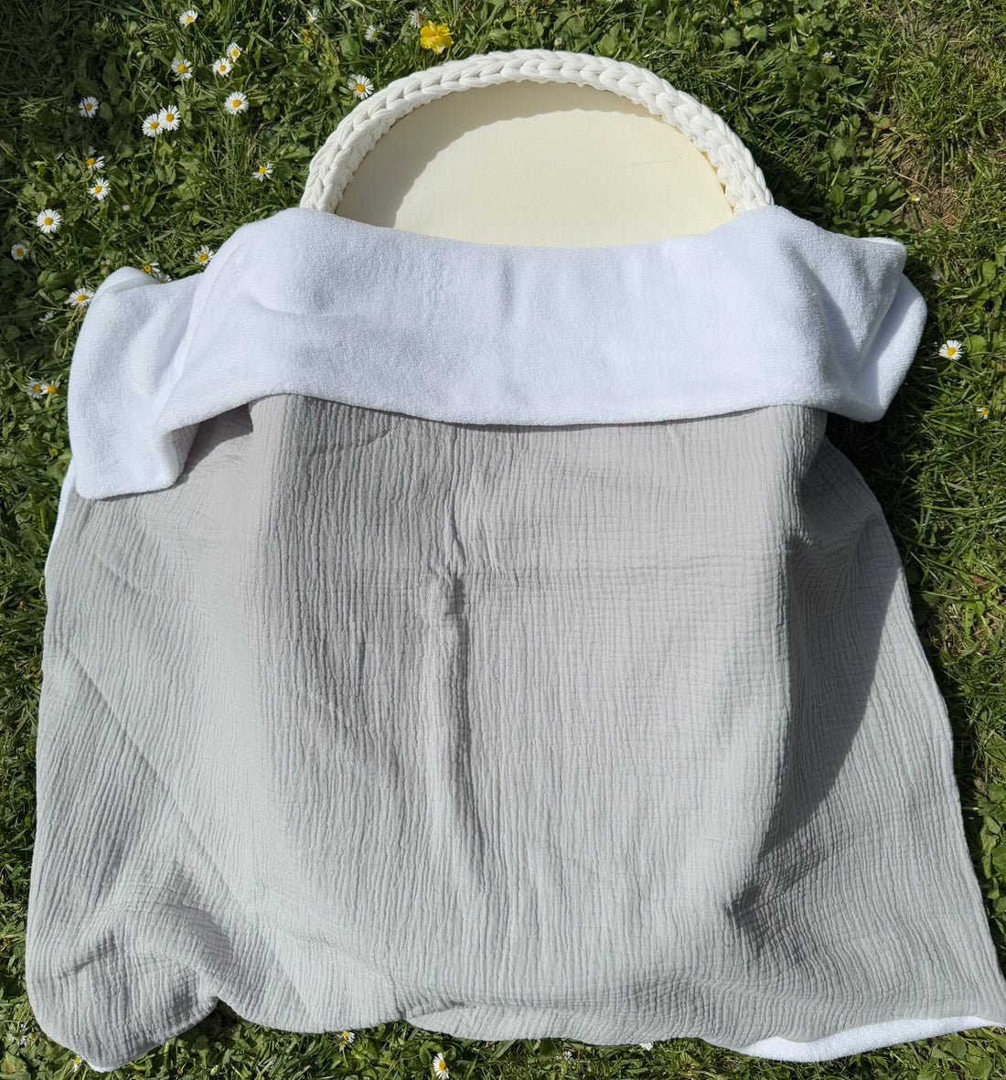 Plaid gaz de coton {Broderie}