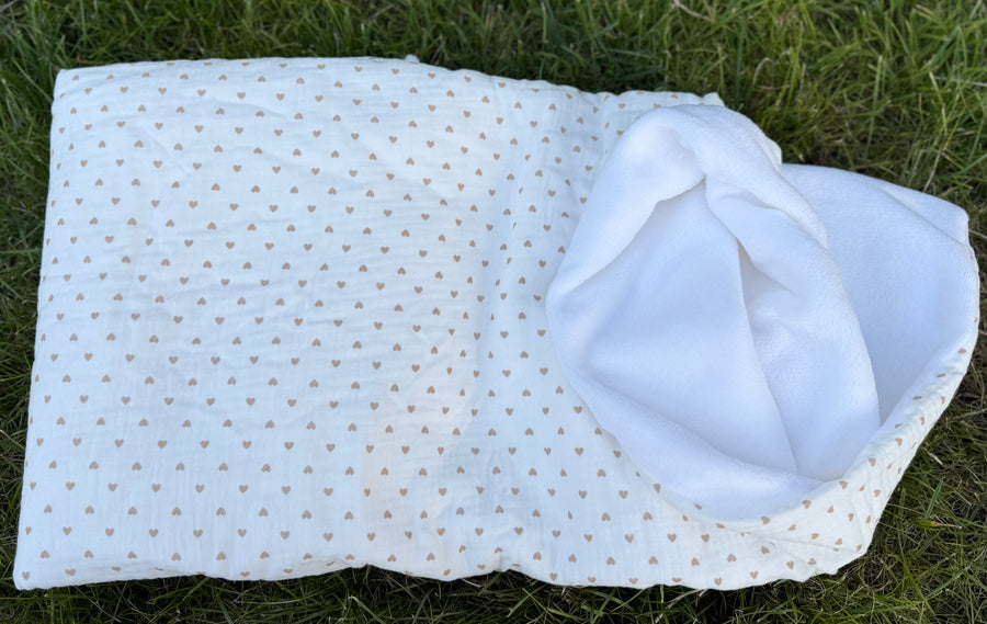 Plaid gaz de coton {Broderie}