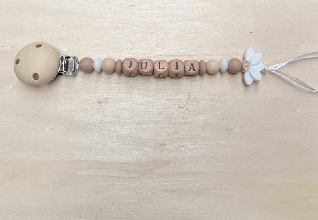 Attache tétine Julia