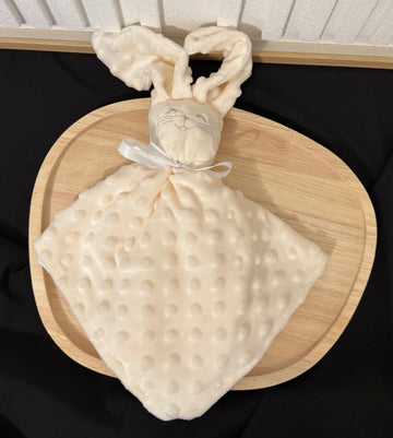 Doudou minky écru {Broderie} {Défaut}