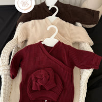 Combinaison en maille {Broderie}