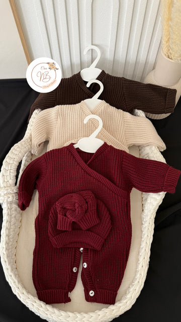 Combinaison en maille {Broderie}